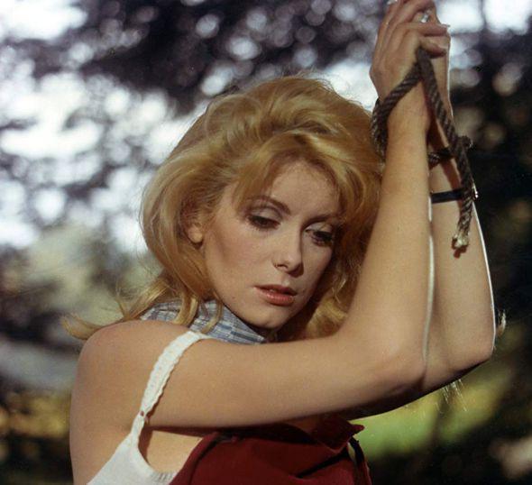 南宫NG28-“适合成年人看的”5部大尺度电影看完感觉酣畅淋漓